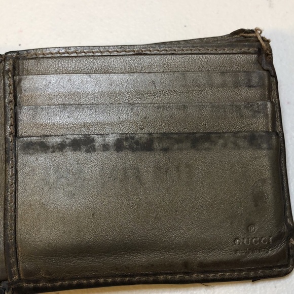 Vintage Gucci Wallet with flaws Make an offer - Picture 5 of 9